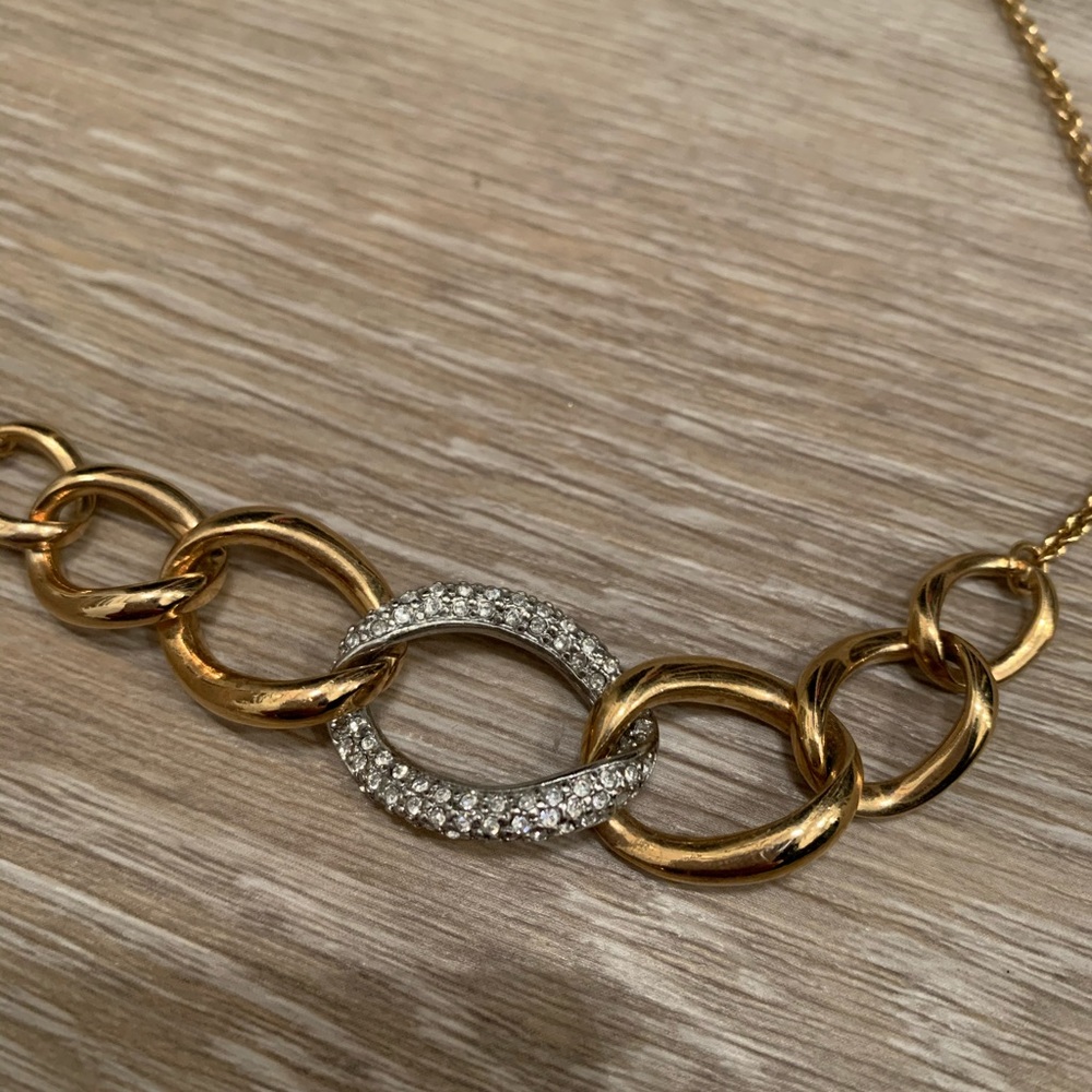Michael Kors Necklace - Picture 4 of 4